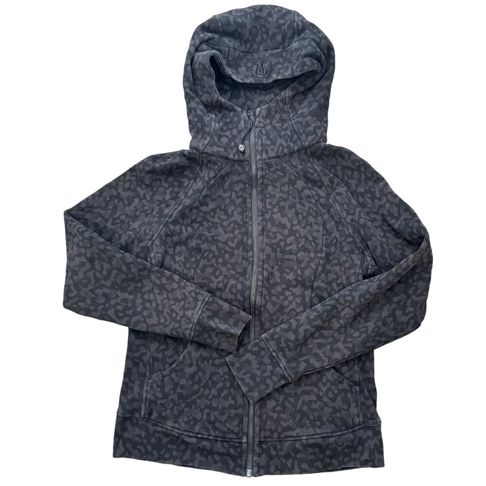 Lululemon Scuba, Camo Multi Gray, Size 10